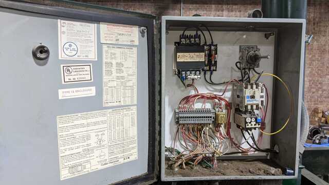 EPCO vertical baler - Image 3