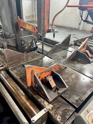 18" x 24" HEM #VT120-HA-60-TS, fully automatic tilt frame vertical bandsaw, 65-300 FPM, 2012 - Image 4