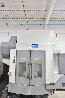 Kira #KDM43VCD, twin pallet CNC vertical machining center, Fanuc0iMD, 25" X, 14" Y, 22" Z, 10000 RPM, 40 - Image 3