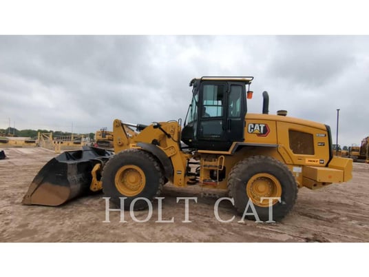 Cat 938M QC, Wheel Loader, 1673 hours, S/N: P5K02470, 2021 - Image 1