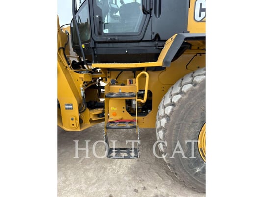 Cat 938M QC, Wheel Loader, 1673 hours, S/N: P5K02470, 2021 - Image 8