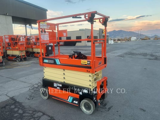 Jlg Industries, Inc. AE1932, Lift Scissor, 15 hours, S/N: M200055850, 2022 - Image 3