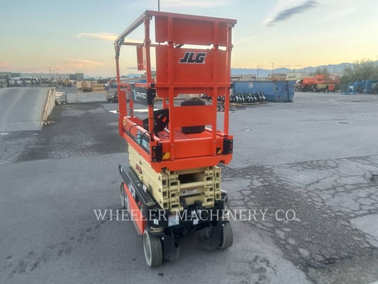 Jlg Industries, Inc. AE1932, Lift Scissor, 15 hours, S/N: M200055850, 2022 - Image 5