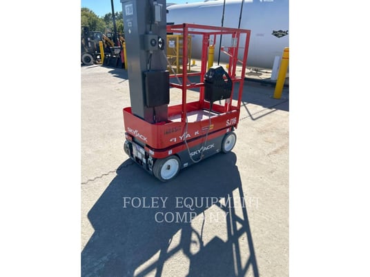 Skyjack Inc (Obsolete) SJ16, Lift Scissor, 140 hours, S/N: A600003459, 2022 - Image 2