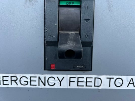 100 KW MTU #DS100, diesel generator set, 120/208 Volts, 3-phase, 197 HP @ 1800 RPM, 4R 4.8L OM924LA engine - Image 5