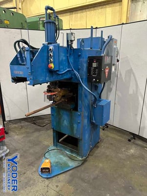 75 KVA Taylor-Winfield #LSLT-12-75, seam welder, 19-1/2" throat, 1985 - Image 2