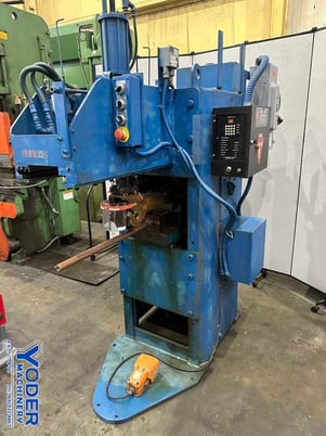 75 KVA Taylor-Winfield #LSLT-12-75, seam welder, 19-1/2" throat, 1985 - Image 3