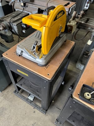 14" DeWalt #D28715, Abrasive Saw - Image 2