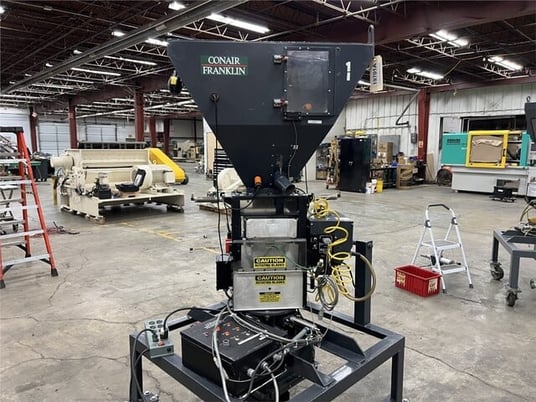 Maguire #WSB-220, gravimetric blender, 2 component, additive feeder, stand w/ casters - Image 1