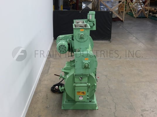 California #75C, pellet mill, 24" long x 13" wide receiving port. 36" long auger feeder - Image 3