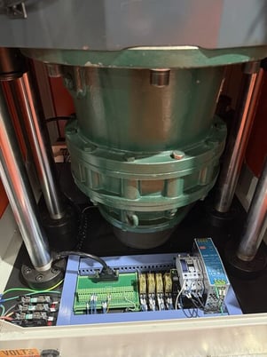 100000 lbf. (500kN) Frank Bacon #FB-500EMC, Compression Test System - Image 4