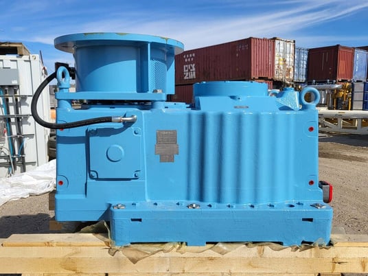 475 HP @ 1170 RPM, Moventas #D2PVSF70, gearbox, 9.16 :1 ratio, new surplus, 2010 - Image 1