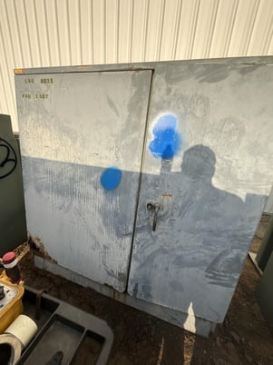 750 KVA 13200GY/7620 Primary, 460Y/265 Secondary, 3 phase, Padmount Transformer - Image 2