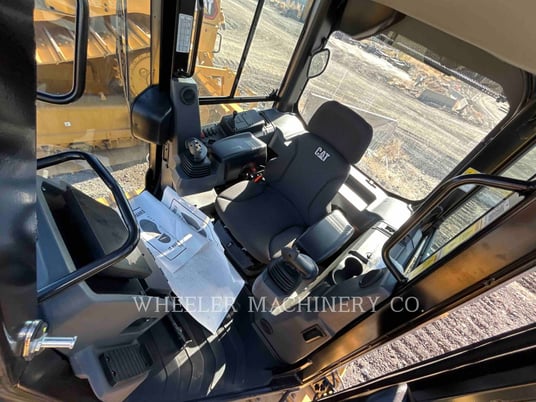 Caterpillar D3 XL, Crawler Dozer, 9 hours, S/N: XKW05184, 2024 - Image 4