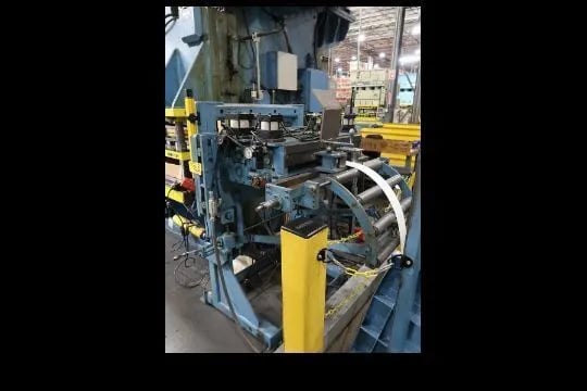 10000 lb. Rowe #10024-DSJ, servo feed line, 24" x .032" stock, pilot release, 7-rolls, entry & exit pinch - Image 5