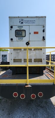 475 KW Perkins Triton, trailer mounted diesel generator, enclosed, 480 Volts, low hours, 2005 - Image 8