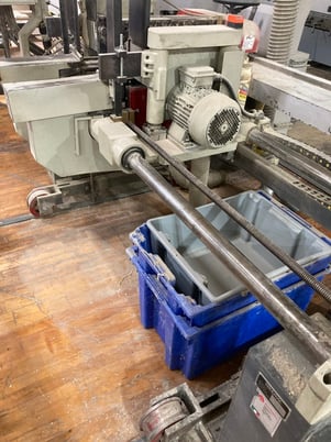 Fruilmac #Dual-feed Double End Trim Saw & Moulder Feeder, 8" -59" cut length, 1.2"-4.3" cut width, 2003 - Image 2