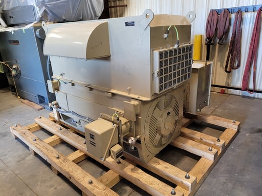 1250 HP 1200 RPM General Electric, Frame 5812S, weather protected enclosure type 2, BB, new, 2300/4000 Volts - Image 3