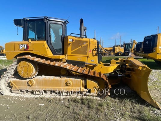 Caterpillar D6, Crawler Dozer, 4073 hours, S/N: RDC01194, 2022 - Image 1