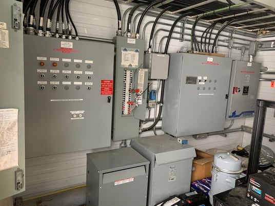 120 KW Kohler #60RZ, Natural gas generator set, 3-phase, 220 HP @ 1800 RPM, Ford LSG-875L-6005A engine, - Image 5