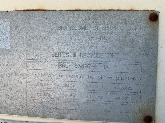 Portable 8' x 11' recycle bin, Gencor, adjustable heavy duty grizzley, adjustable feed gate - Image 4