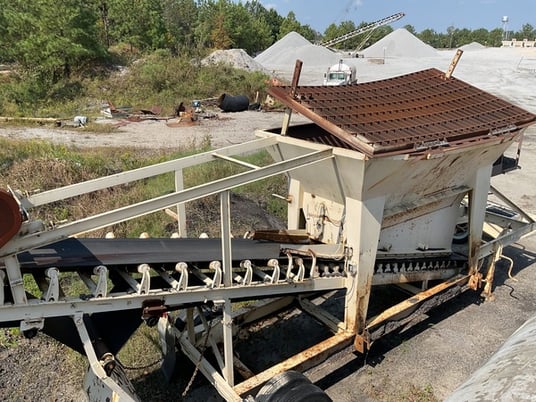 Portable 8' x 11' recycle bin, Gencor, adjustable heavy duty grizzley, adjustable feed gate - Image 5