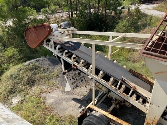 Portable 8' x 11' recycle bin, Gencor, adjustable heavy duty grizzley, adjustable feed gate - Image 6