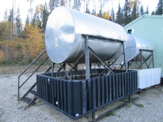 24 bbl Storage Tank, Westeel Rosco - Image 1