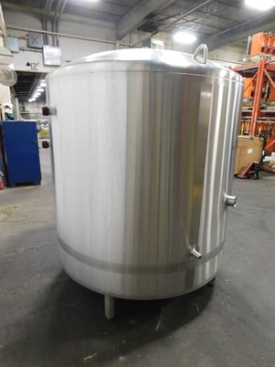 Walker 15 BBL 304 Stainless Steel tank, 15 barrel, 16" x20" manway, 3" side port, (3) 2" top inlets - Image 3