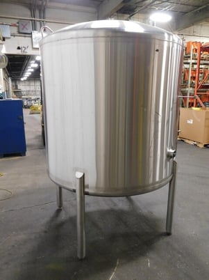 Walker 15 BBL 304 Stainless Steel tank, 15 barrel, 16" x20" manway, 3" side port, (2) 2" top inlets - Image 5
