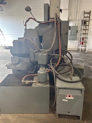 Heald #261, horizontal spindle rotary surface grinder, 17" EMC, 14" x 1" wheel - Image 7