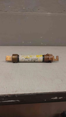 Bundle of Assorted Fuses - Image 1