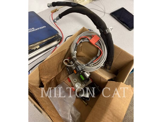 Caterpillar GRYB CB TO DB PIN GRAB COUPLER, Quick Coupler, S/N: Y21972, 2021 - Image 8