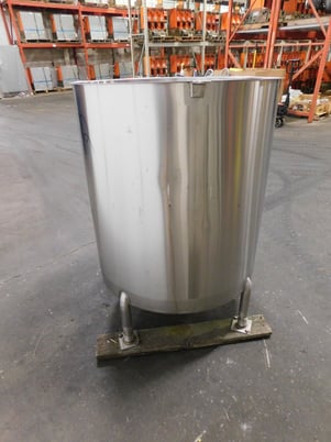 125 gallon 304 Stainless Steel open top tank, 33" diameter, 36" straight wall, 6" outlet - Image 5