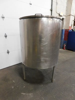 200 gallon 304 Stainless Steel open top tank, 39" diameter, 41" straight wall, 3" outlet, with lids - Image 2
