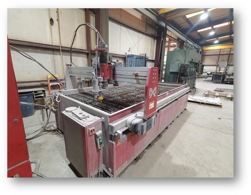 Omax #Maxiem-1530, CNC waterjet cutting system, 5' x10' tbl., 30 HP, 50000 psi, 2012 - Image 1