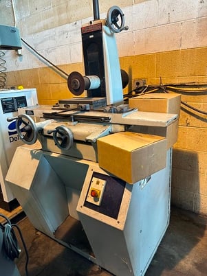 6" x 18" Harig #618, disc surface grinder, 6" x 12" magnetic chuck - Image 1