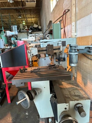 6" x 18" Harig #618, disc surface grinder, 6" x 12" magnetic chuck - Image 3