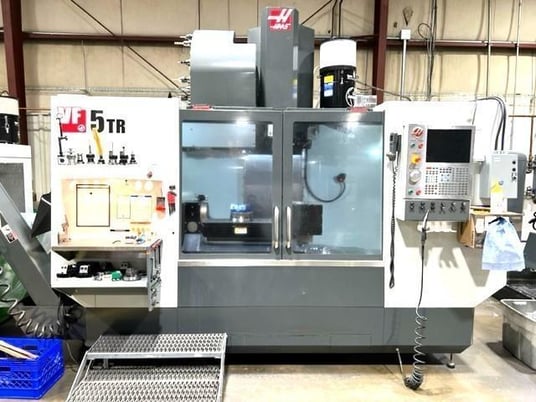Haas #VF-5/TR, CNC vertical machining center, 40 automatic tool changer, 50" X, 26" Y, 25" Z, 10000 RPM, #40 - Image 1