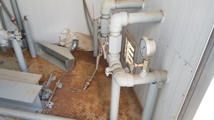 14' x 6' x 9' Equipment Building, heated, 1995 - Image 4