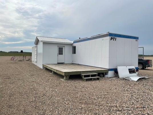 40' x 8' x 8' Office Building with attachments, heated, 1999 - Image 1