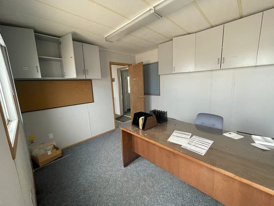 40' x 8' x 8' Office Building with attachments, heated, 1999 - Image 7
