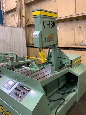 18" x 20" Hyd-Mech #V-18A, automatic vertical band saw, 45&deg; head tilt, 14'11" x 1-1/4" blade, 1998 - Image 2