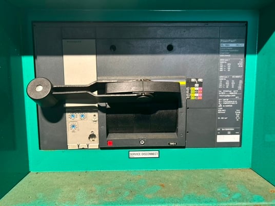 1000 KW Cummins #DQFAD, power module, Tier 2, sound attenuated enclosure, 277/480 Volts, 26 hours, 2013, Call - Image 5