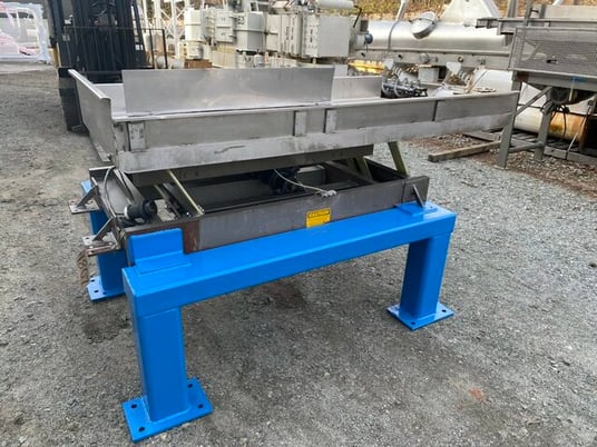 30" wide x 5' long, Cardwell #VC-1659-Vibe-O-Vey, Vibrating Conveyor, 5" depth Feed table, 39" discharge - Image 2