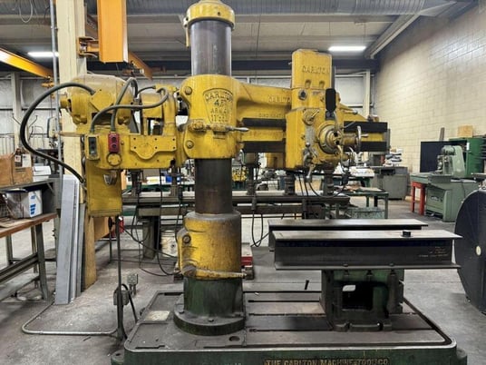 4' -11" Carlton, radial arm drill, 40-1500 RPM, 5 HP - Image 2