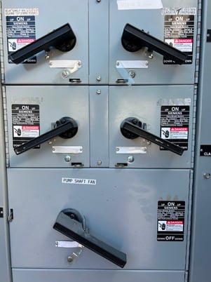 1200 Amps, Siemens #Pioneer Switchgear Main Switch GFI, 277/480 Volts, 3 phase, 4 wire, Nema 3R - Image 10