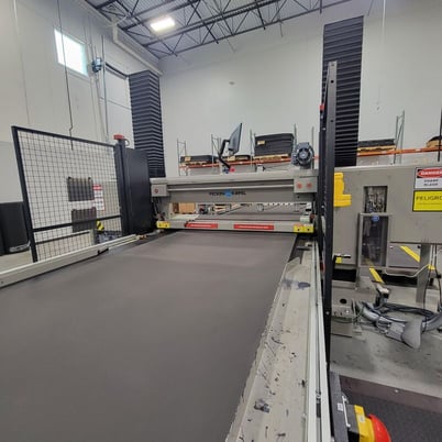 Fecken-Kirfel #H42A, horizontal bandknife splitting machine, 2.3" x 0.04" bandknife, 31.5" x 50' belt - Image 4