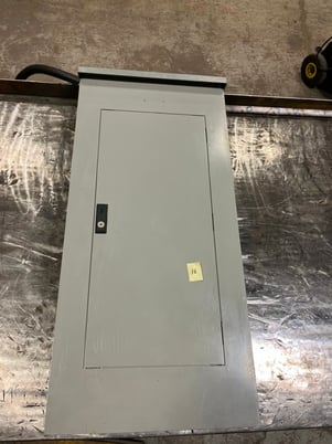 225 Amp. Cutler Hammer, sub panel - Image 1