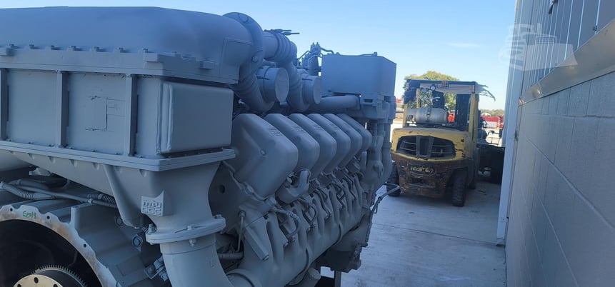 2250 HP MTU #12V4000, engine - Image 4